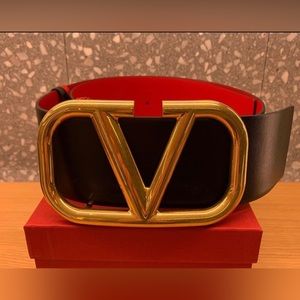 Auc Valentino Wide Reversible VLogo Black/Red Leather Belt PRACE IS FIRM!
